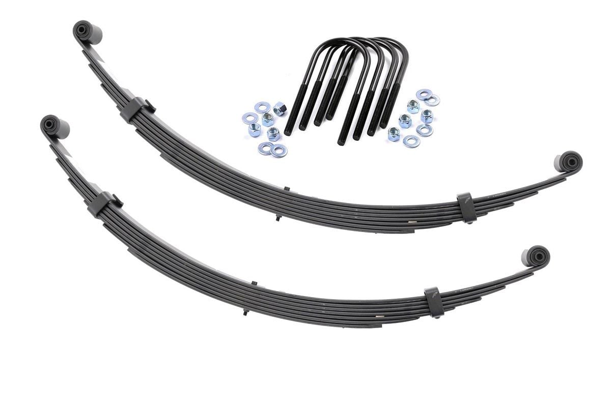 International Scout II Suspension Lift Kit - Front - Rough Country - Leaf Springs + 2.5